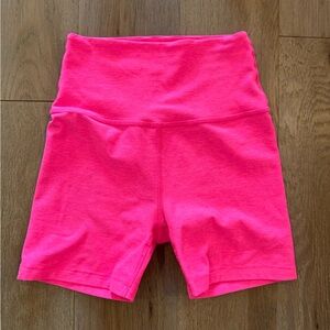 Beyond Yoga Pink Bike Shorts High-Waisted Stretch